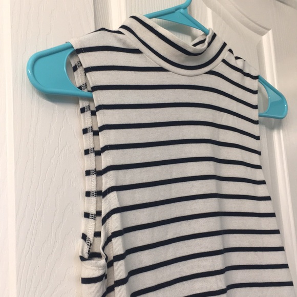 Cream and black halter top - Picture 2 of 3